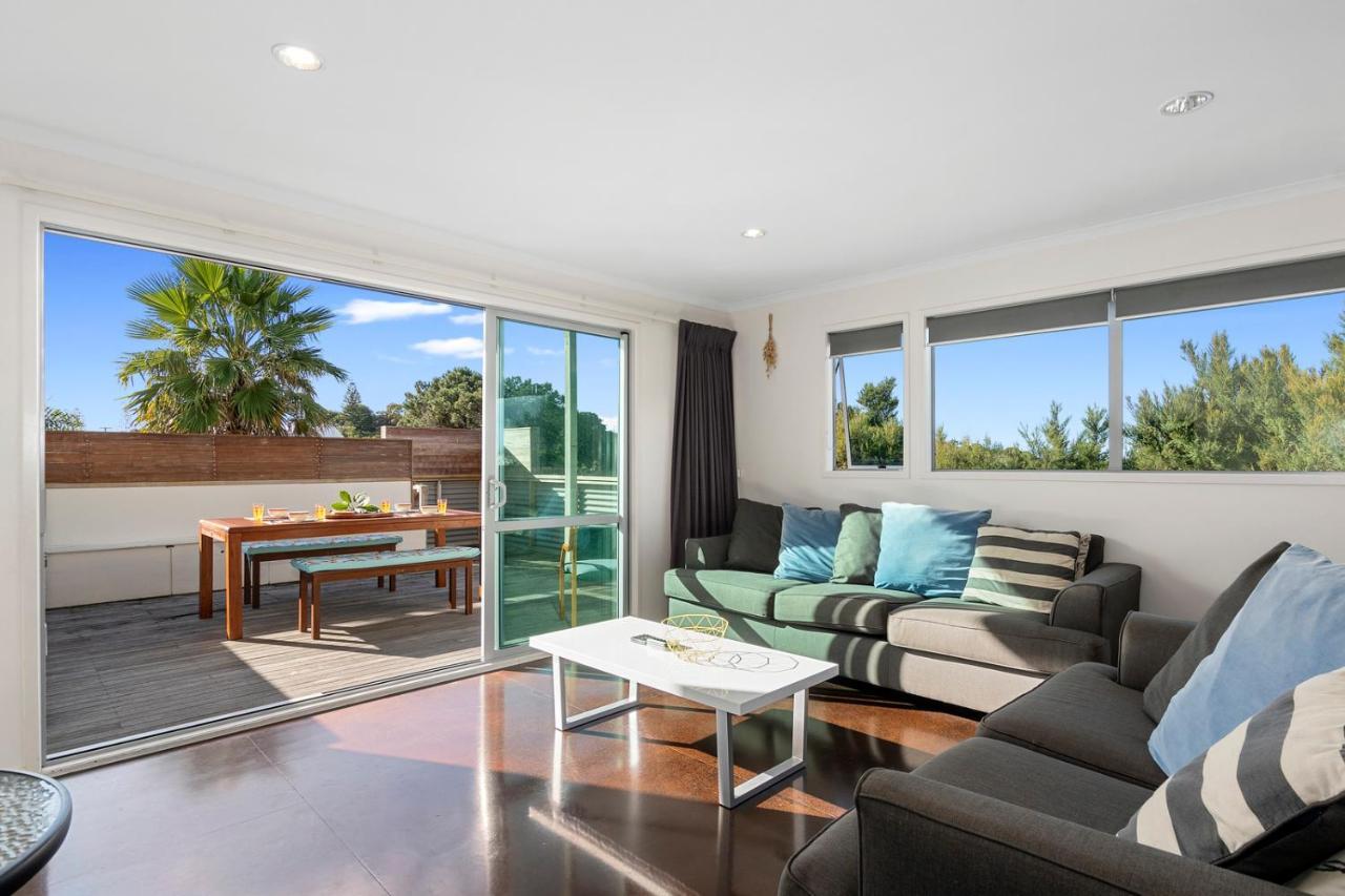 The Nautical Bach - Mangawhai Heads Holiday Home Exterior photo